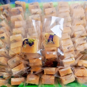 Đường phèn mật ong đậu biếc 1 kí